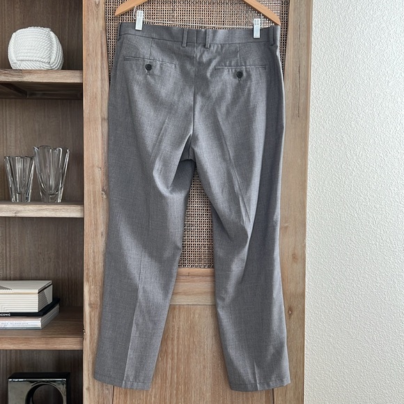 πBUY 3 for $15π πH&M Dress Pants Business Attire Slim fit 36R Menβs - Picture 3 of 8
